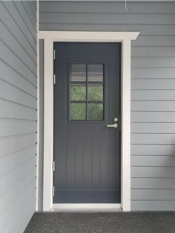 Pääoven vaihto Kausala